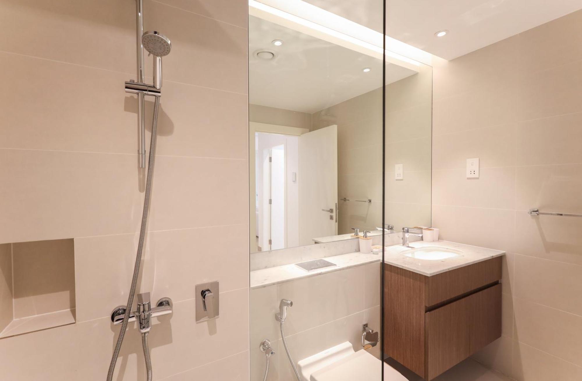 Elite Lux Homes - 1bhk Beachside Retreat At Port De La *