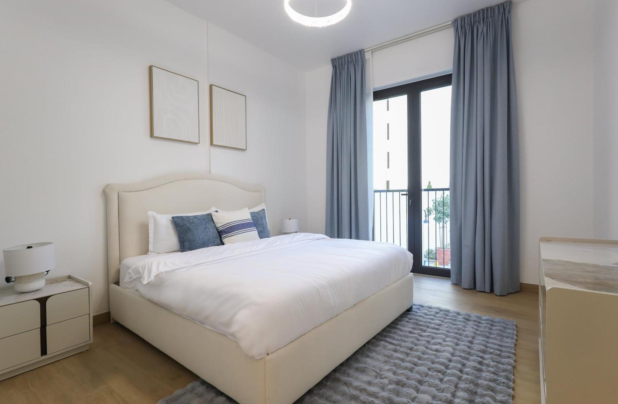 Elite Lux Homes - 1bhk Beachside Retreat At Port De La * Dubai