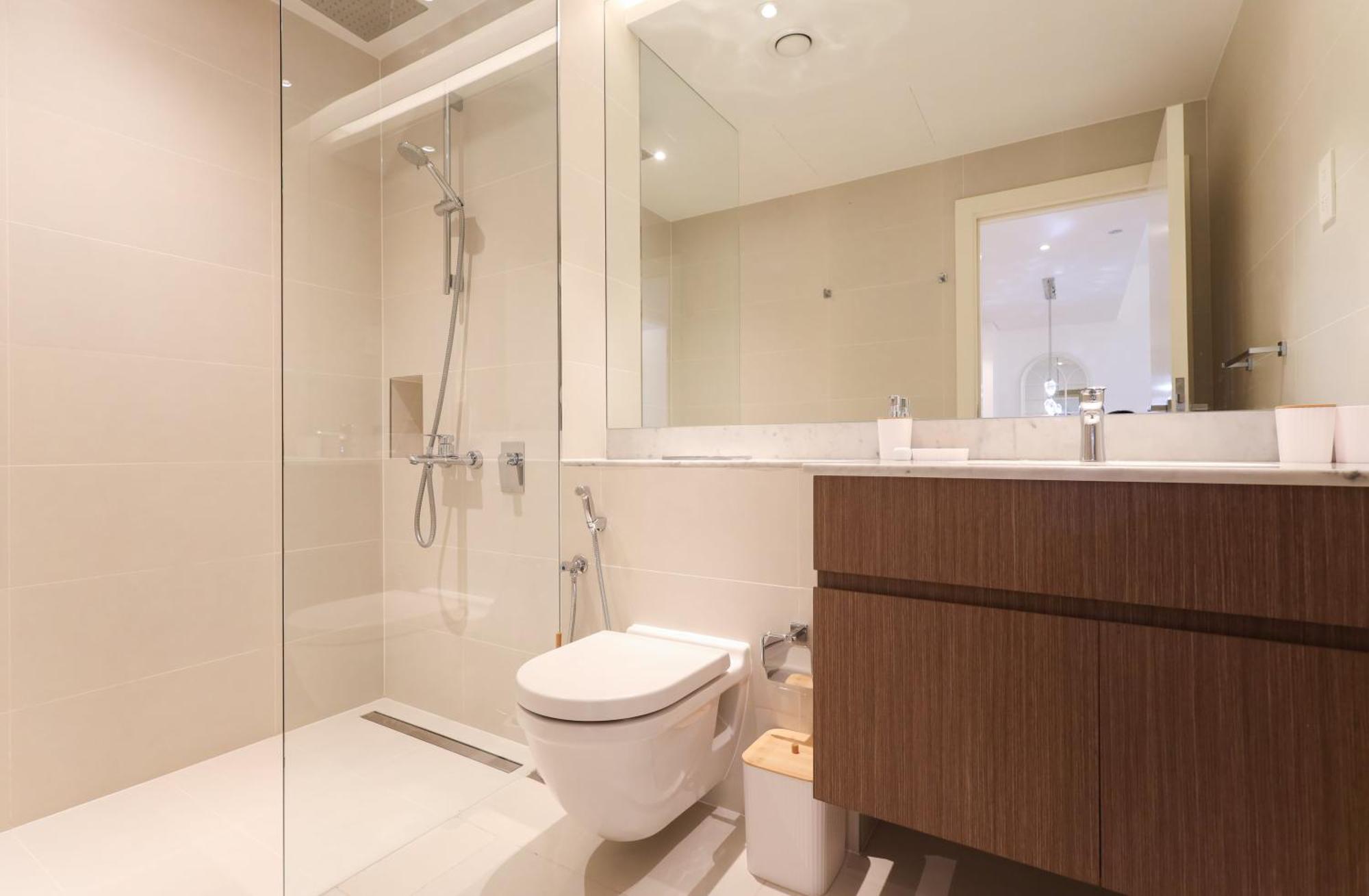 Apartment Elite Lux Homes - 1bhk Beachside Retreat At Port De La Dubai