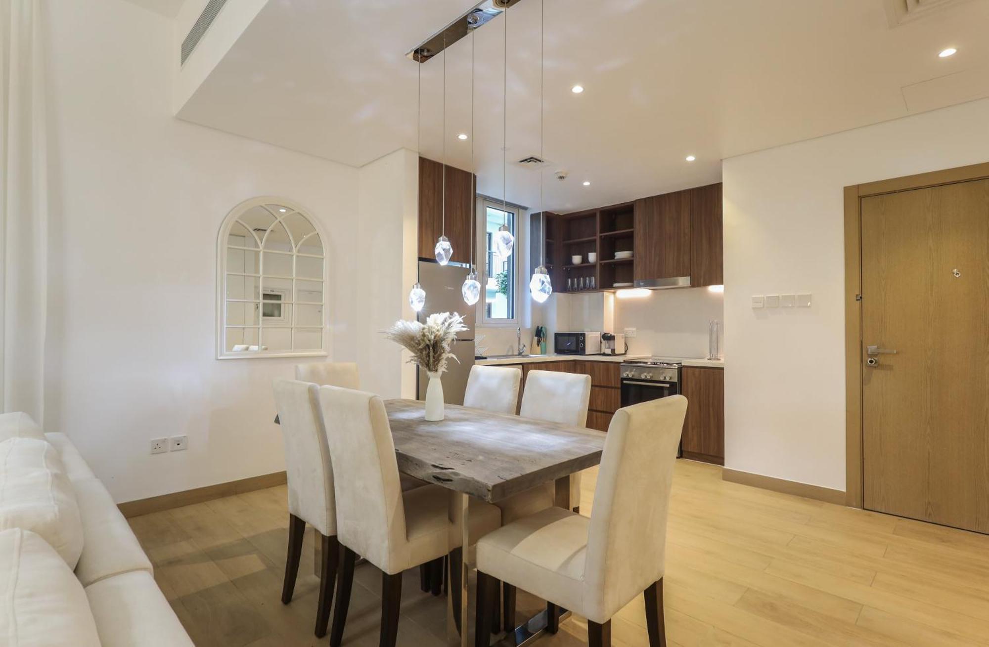 Elite Lux Homes - 1bhk Beachside Retreat At Port De La * Dubai