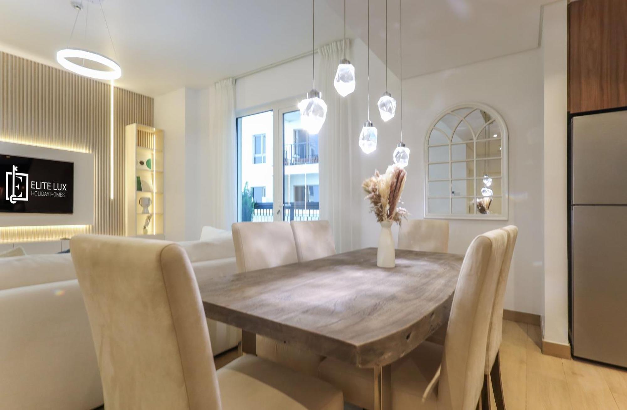 Elite Lux Homes - 1bhk Beachside Retreat At Port De La